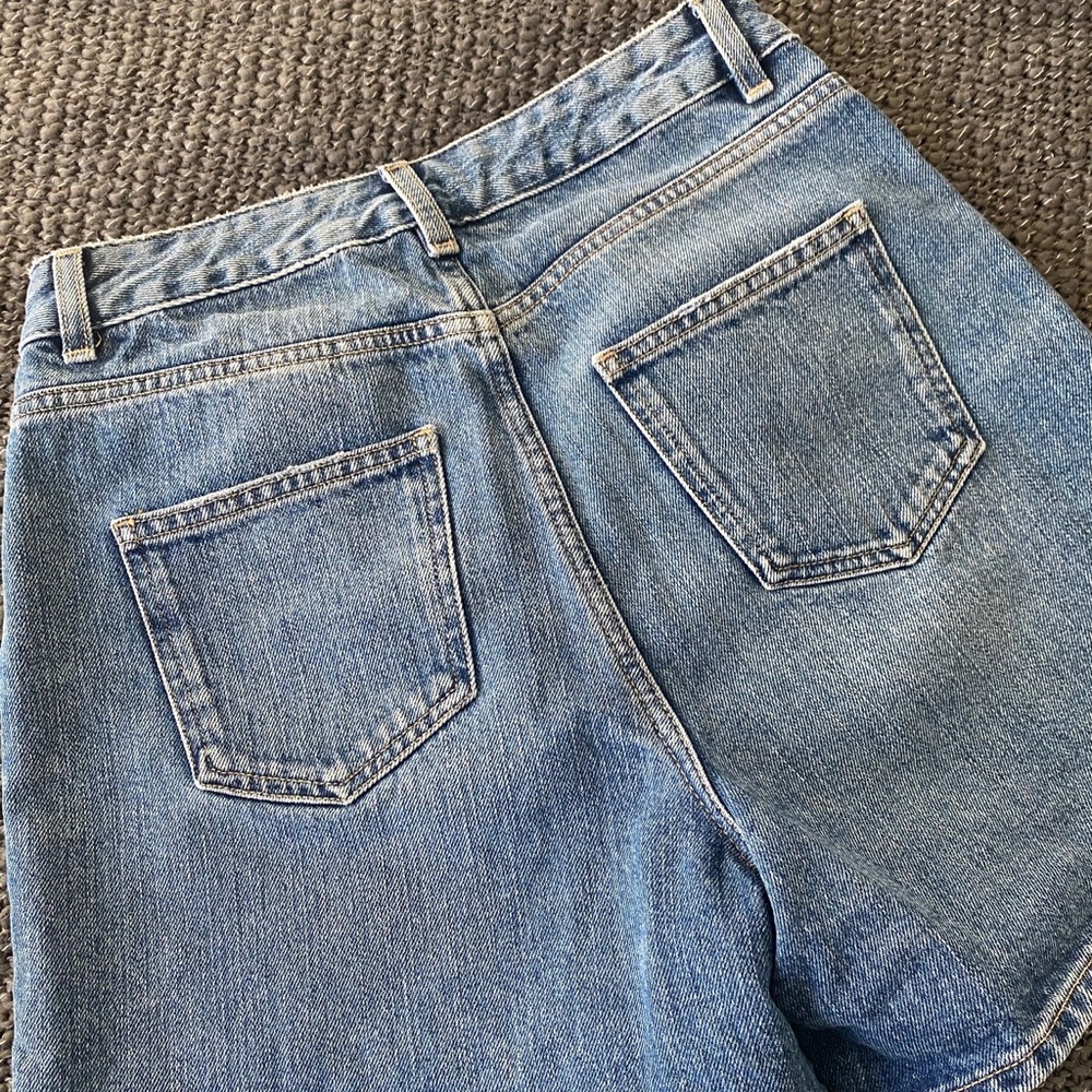ASOS vintage fit high waist denim shorts sz 6 - Picture 4 of 4